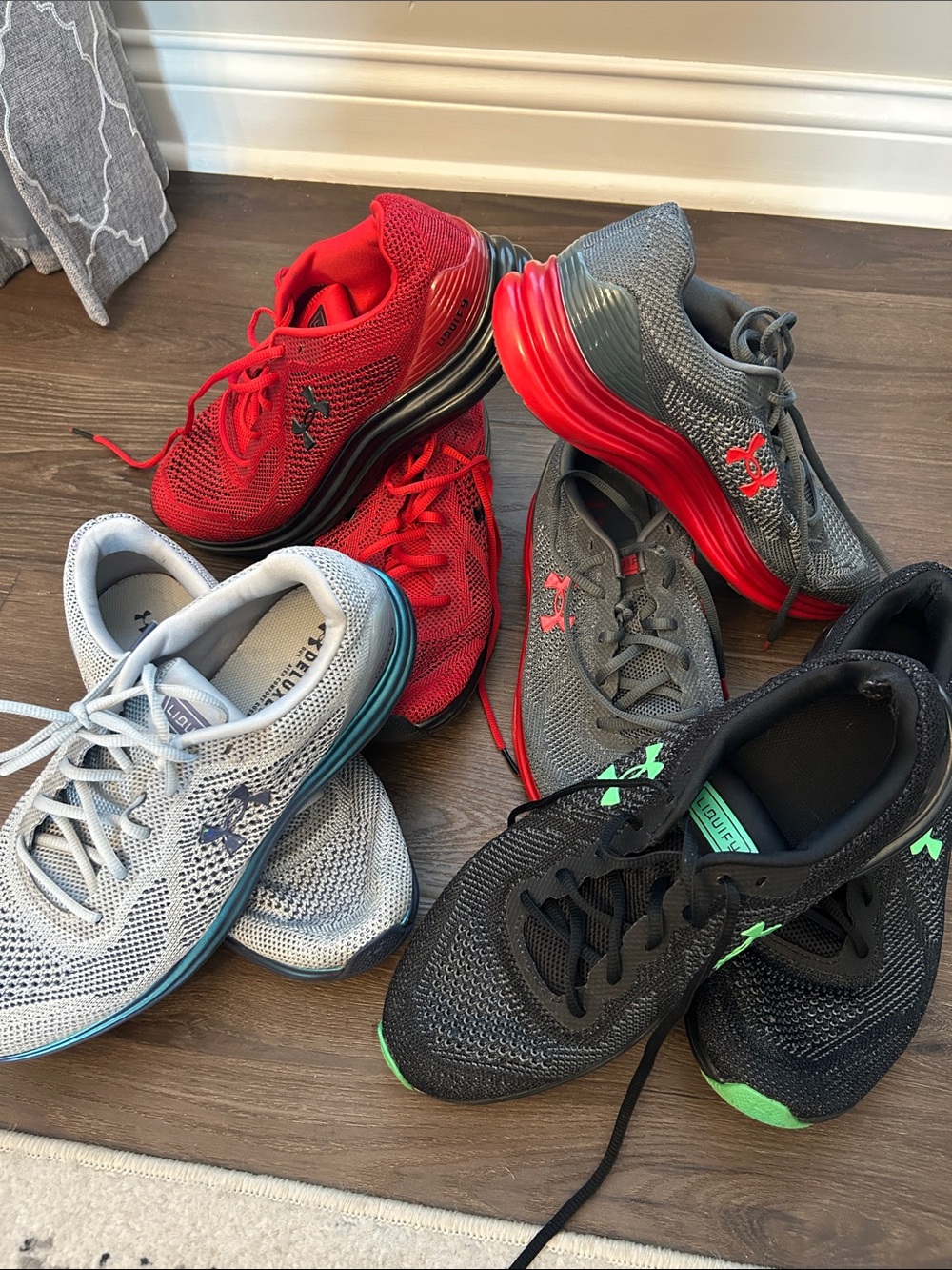 Men’s Under Armour size 10.5 Liquify Lot
